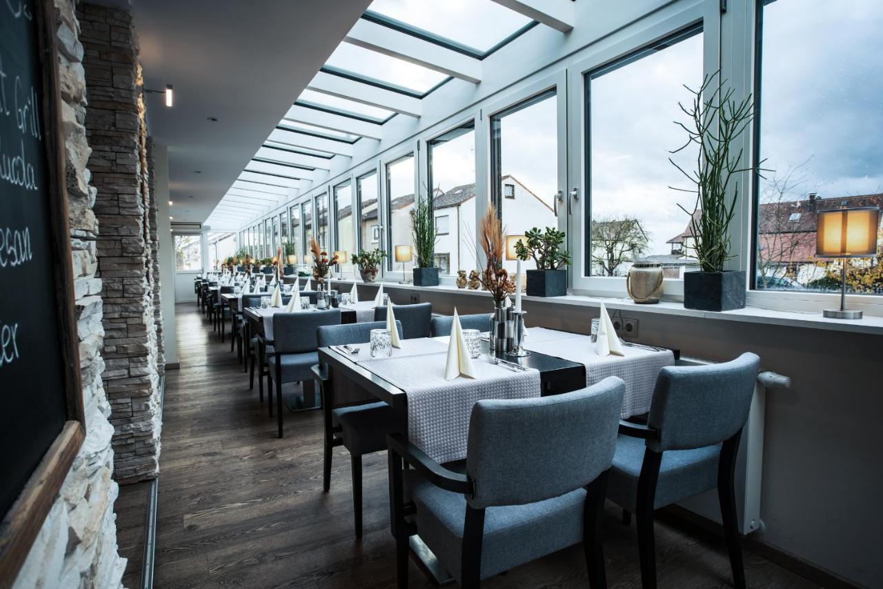 Hotel & Restaurant Rizzelli Superior Neustadt an der Aisch Exterior photo